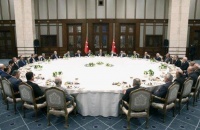 土耳其总统超豪华宴请桌被玩坏了